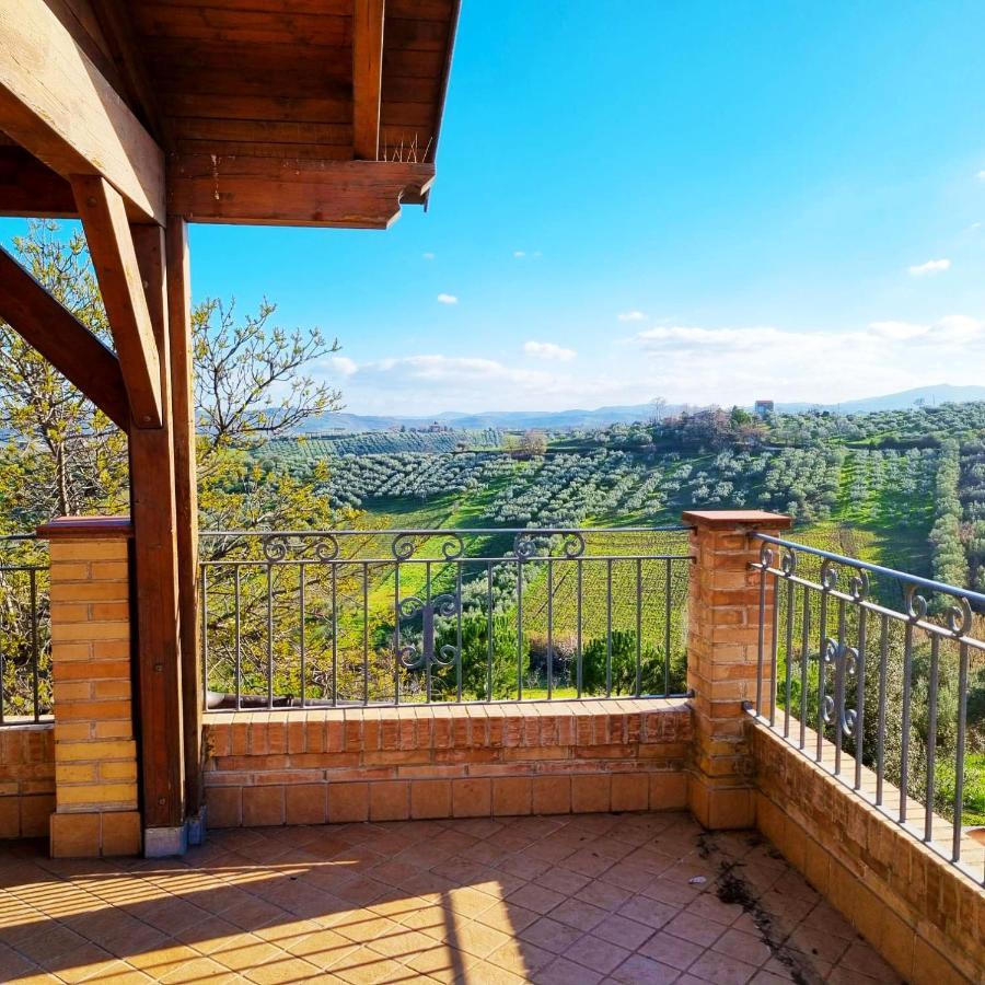 La Vigna Di Ranco Agriturismo Paglieta Exterior foto